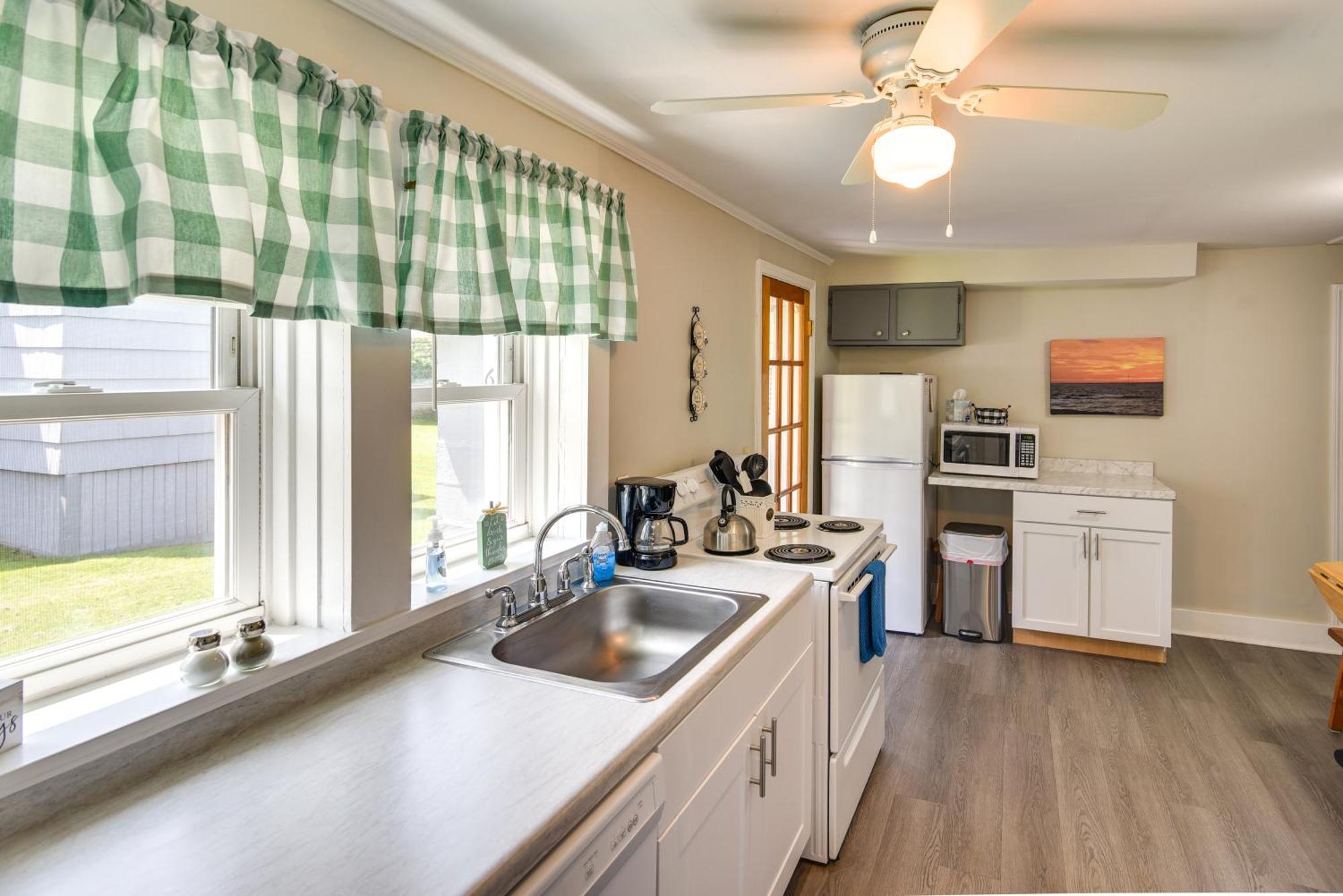 Newport House Less Than 3 Mi To Beaches And Bowens Wharf! מראה חיצוני תמונה