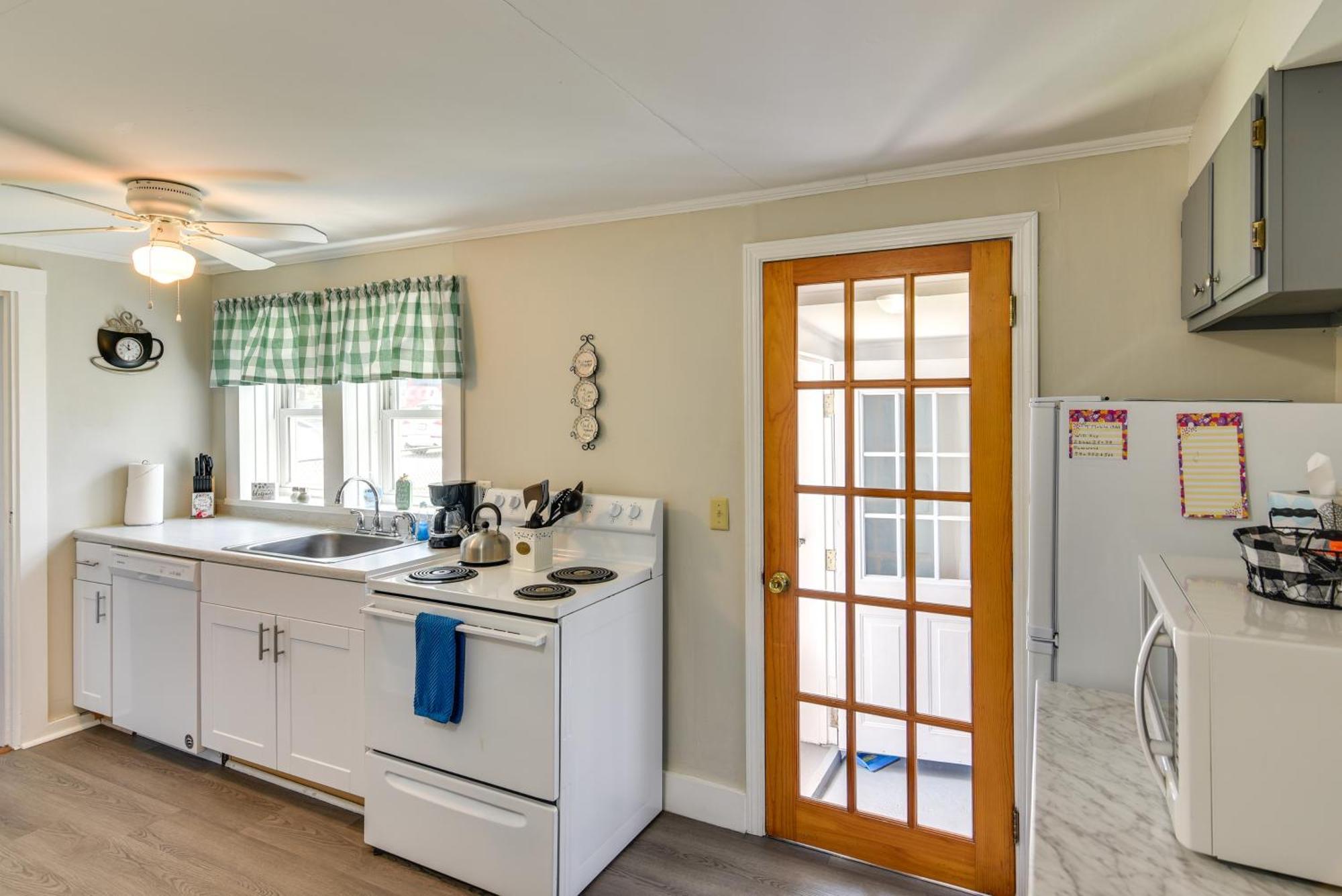 Newport House Less Than 3 Mi To Beaches And Bowens Wharf! מראה חיצוני תמונה